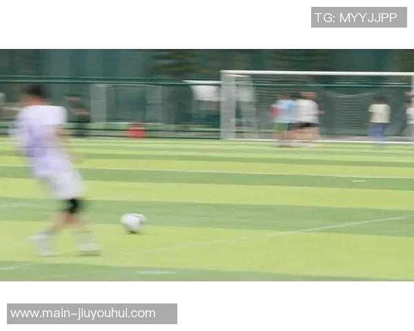 足球的魅力与激情在瞬间定格的精彩瞬间与难忘画面